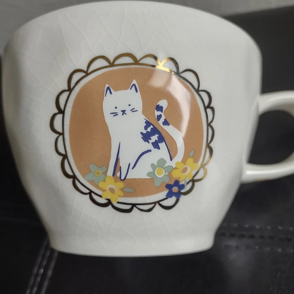 Threshold "Cat Mom" Stoneware Mug with Gold Trim and Crinkle Finish - Picture 3 of 9